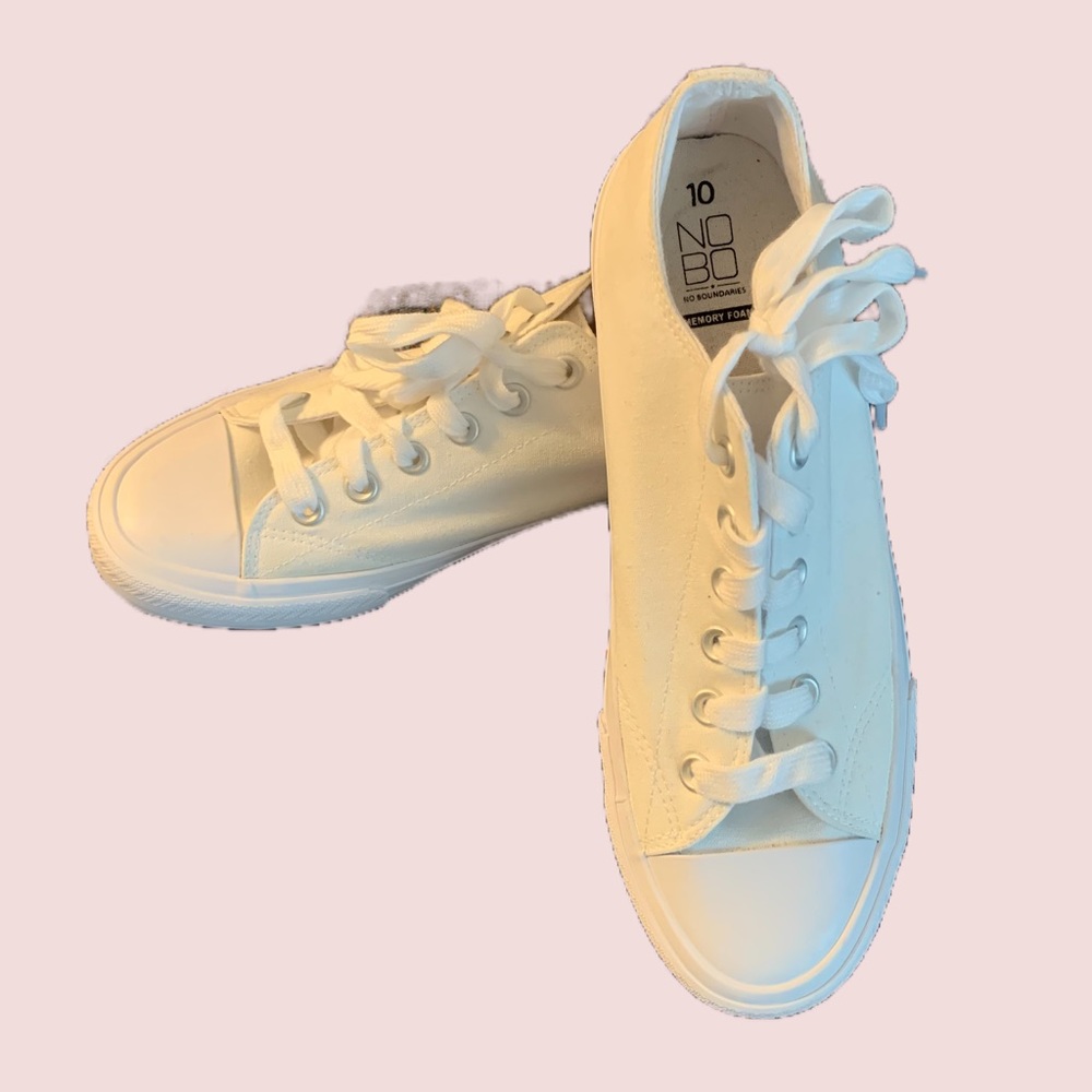 NOBO white sneakers for women.  Like new.  Size 10, Lace up front.